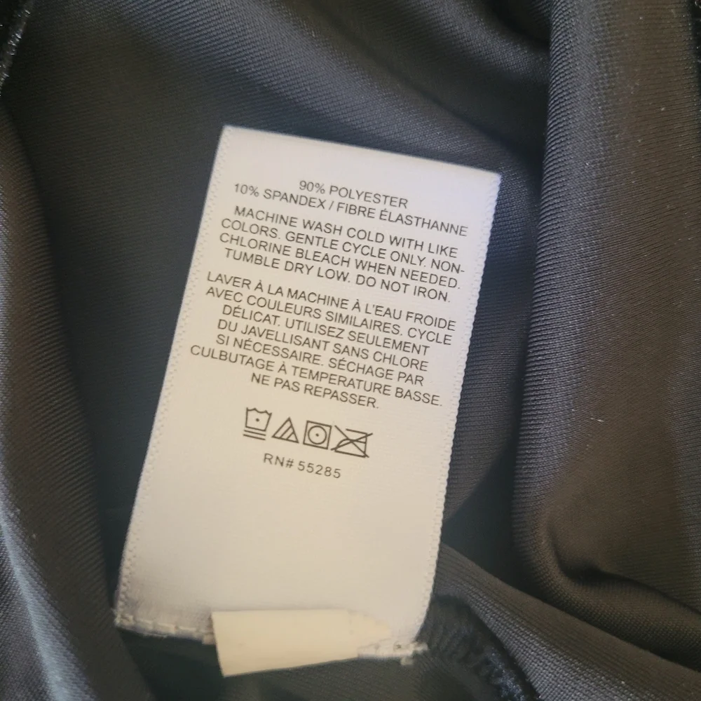 Express Black Velvet Fitted Top - Picture 4 of 7